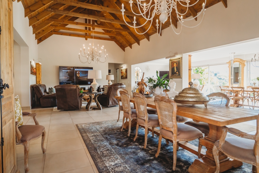 3 Bedroom Property for Sale in Kraaibosch Manor Western Cape